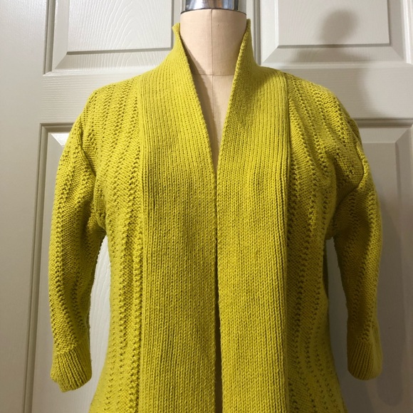 Monterey Bay Chartreuse 💯 Cotton Cardigan Sweater Size Medium - Picture 10 of 10